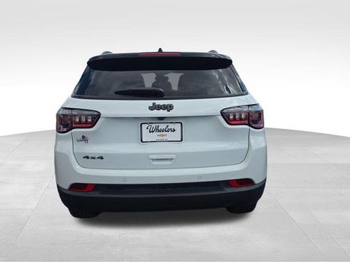 Bright White Clearcoat 2026 Jeep Compass Limited