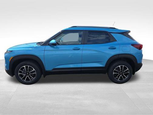 Marina Blue Metallic 2026 Chevrolet Trailblazer LT