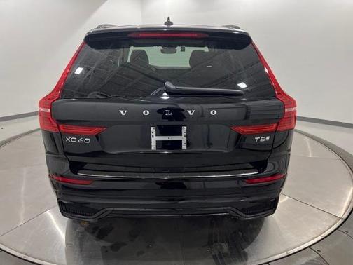 2025 Volvo XC60 Plug-In Hybrid T8 Plus