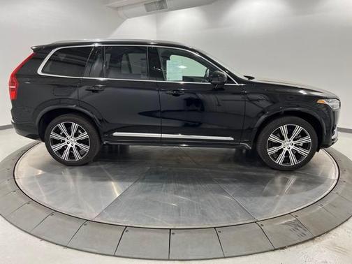 2024 Volvo XC90 Recharge Plug-In Hybrid T8 Ultimate Bright Theme 7-Seater