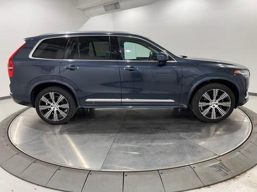 2022 Volvo XC90 T6 Inscription 6 Passenger
