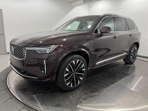2025 Volvo XC90 Plug-In Hybrid T8 Ultra 6-Seater