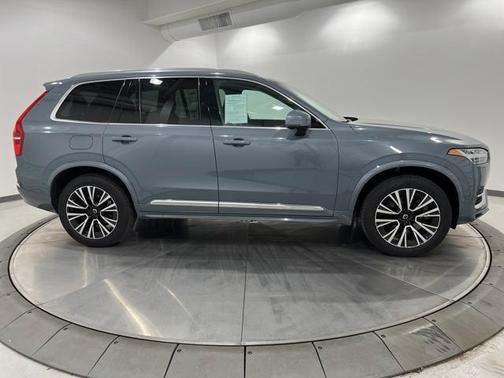 2023 Volvo XC90 Recharge Plug-In Hybrid T8 Plus Bright Theme 7 Passenger