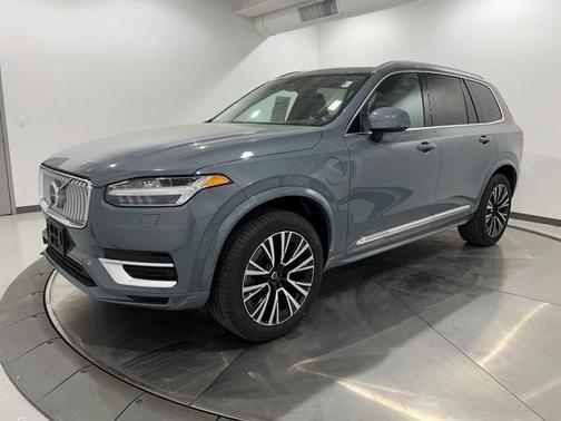 2023 Volvo XC90 Recharge Plug-In Hybrid T8 Plus Bright Theme 7 Passenger
