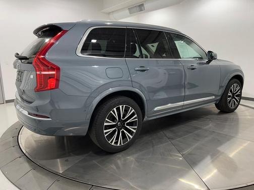 2023 Volvo XC90 Recharge Plug-In Hybrid T8 Plus Bright Theme 7 Passenger
