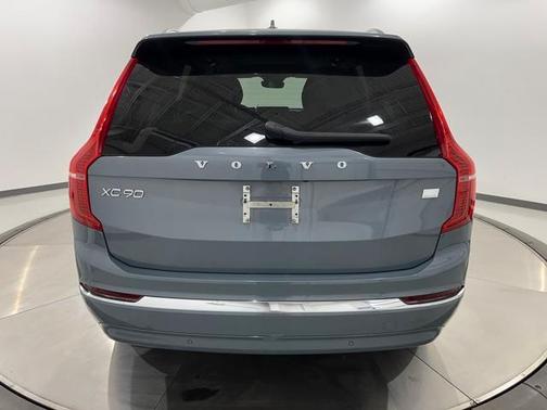 2023 Volvo XC90 Recharge Plug-In Hybrid T8 Plus Bright Theme 7 Passenger