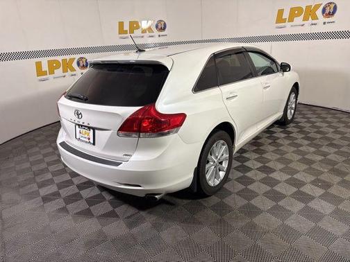 2011 Toyota Venza Base