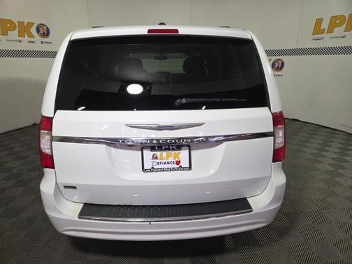 2015 Chrysler Town & Country Touring
