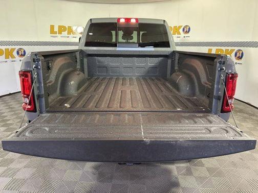 Ceramic White 2026 RAM 2500 Tradesman