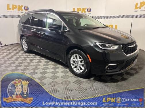 2022 Chrysler Pacifica Touring-L