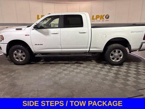 Bright White Clearcoat 2022 RAM 2500 Big Horn