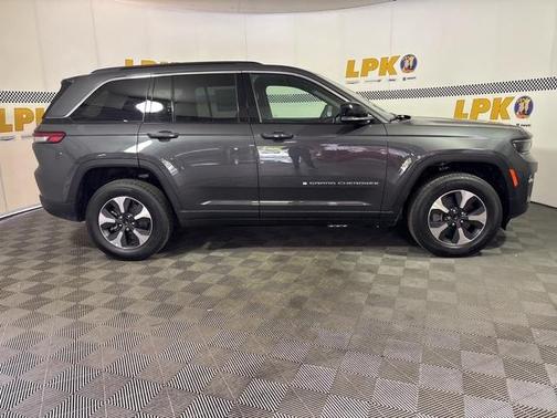 2025 Jeep Grand Cherokee 4xe Base