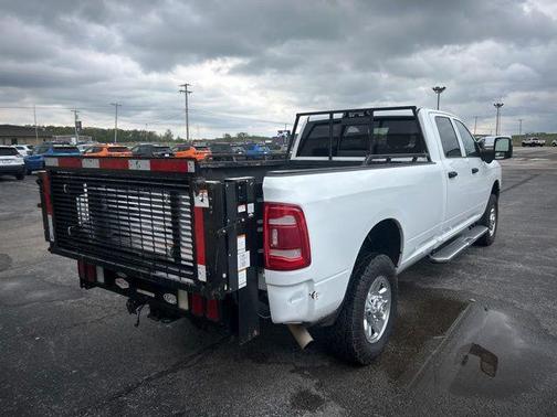 Bright White Clearcoat 2023 RAM 2500 Tradesman