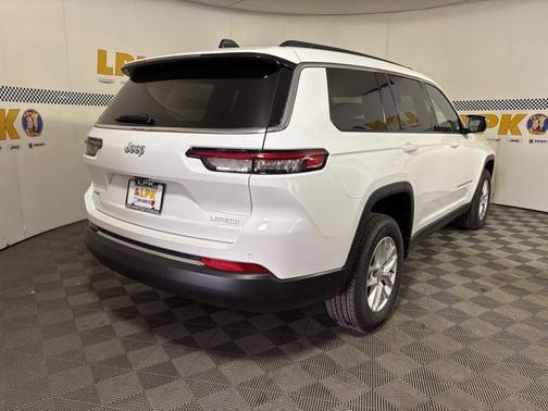 2025 Jeep Grand Cherokee L Laredo