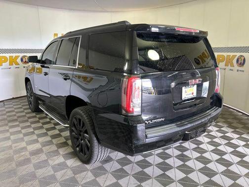 Onyx Black 2016 GMC Yukon SLT
