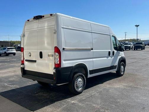 Bright White Clearcoat 2026 RAM ProMaster 1500 Base