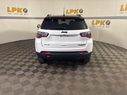 2026 Jeep Compass Trailhawk