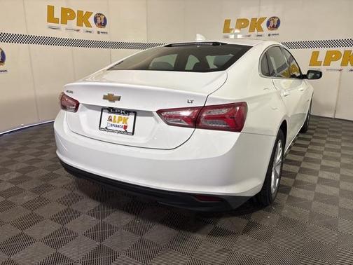 2022 Chevrolet Malibu LT