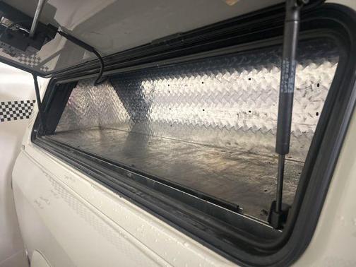 Pearl White 2016 RAM 1500 Longhorn