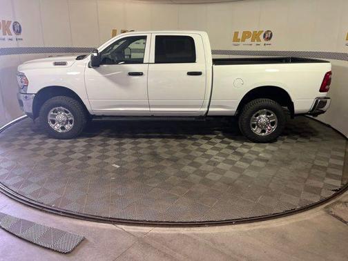 Bright White Clearcoat 2024 RAM 2500 Tradesman