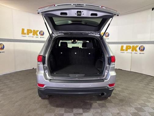 2020 Jeep Grand Cherokee Laredo E