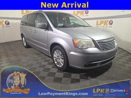 2013 Chrysler Town & Country Touring-L