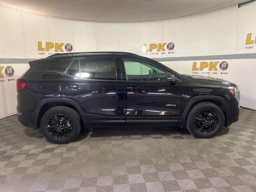 Ebony Twilight Metallic 2024 GMC Terrain AT4