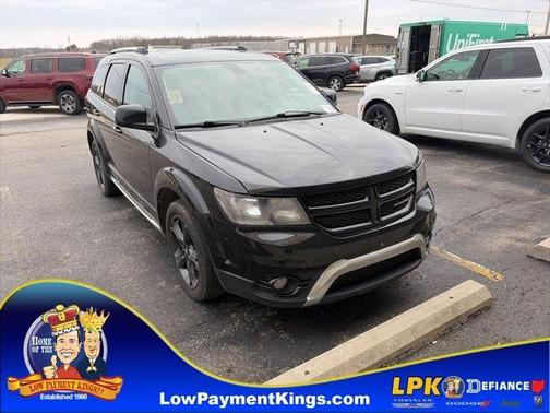 Pitch Black Clearcoat 2020 Dodge Journey Crossroad