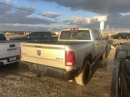 Bright Silver 2018 RAM 1500 Lone Star
