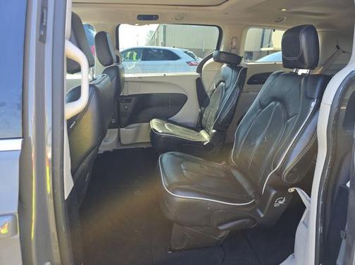 Ceramic Gray Clearcoat 2022 Chrysler Pacifica Limited