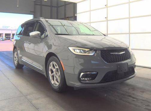 Ceramic Gray Clearcoat 2022 Chrysler Pacifica Limited