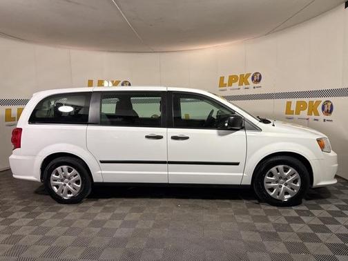 2016 Dodge Grand Caravan AVP/SE