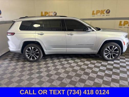 Silver Zynith 2023 Jeep Grand Cherokee L Overland