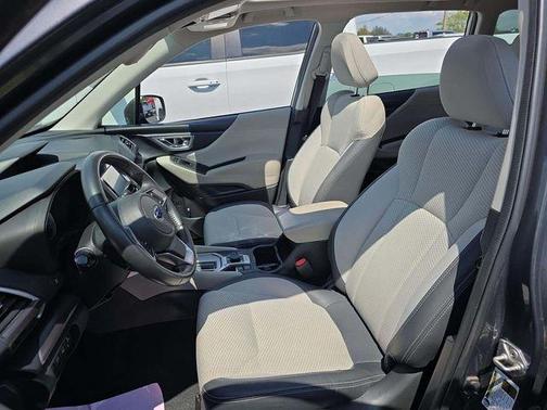 Magnetite Gray Metallic 2023 Subaru Forester 2.5i Premium