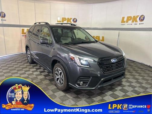 Magnetite Gray Metallic 2023 Subaru Forester 2.5i Premium
