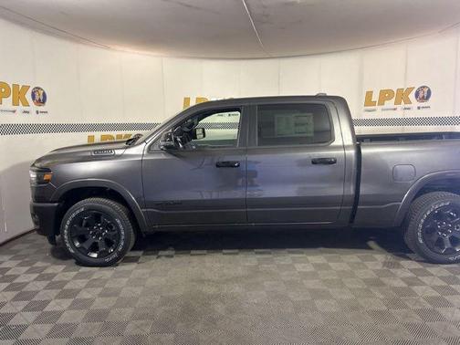 Granite Crystal Clearcoat Metallic 2026 RAM 1500 Big Horn/Lone Star