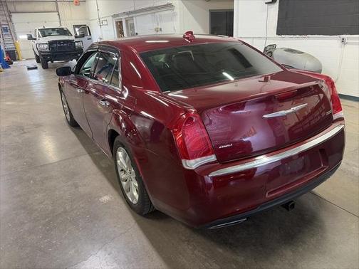2018 Chrysler 300 Limited