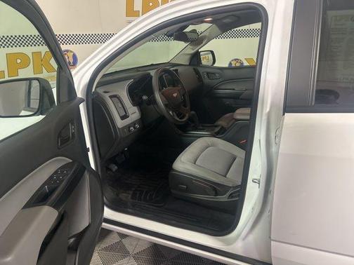 Summit White 2021 Chevrolet Colorado WT