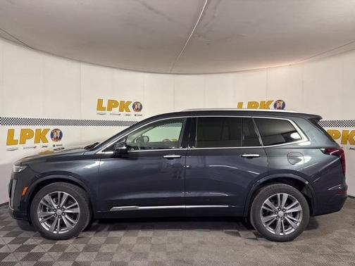 2022 Cadillac XT6 Premium Luxury AWD