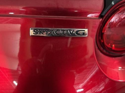 2020 Mazda MX-5 Miata Sport