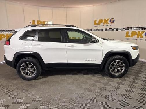 2020 Jeep Cherokee Trailhawk