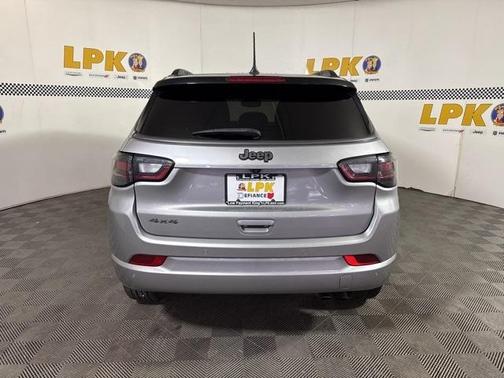 2022 Jeep Compass Altitude