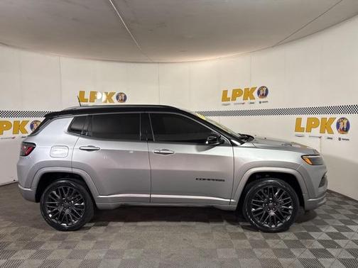 2022 Jeep Compass Altitude