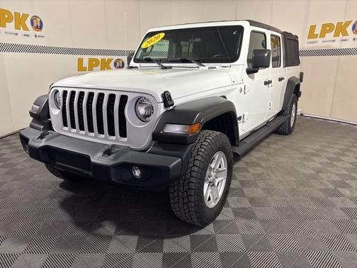 2020 Jeep Gladiator Sport