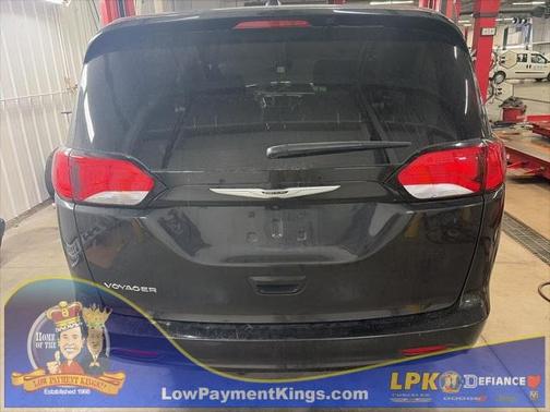 2024 Chrysler Voyager LX