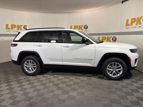 2025 Jeep Grand Cherokee Laredo X