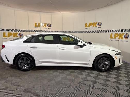 2021 Kia K5 LX