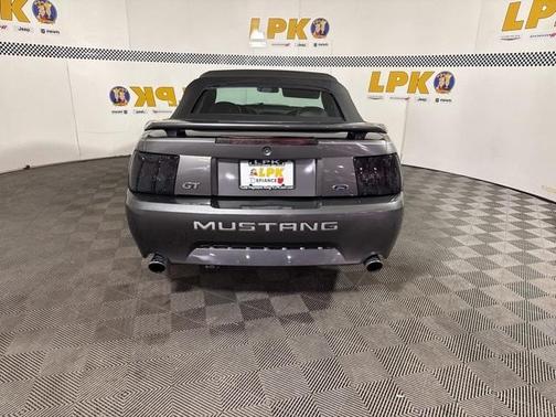 2004 Ford Mustang GT