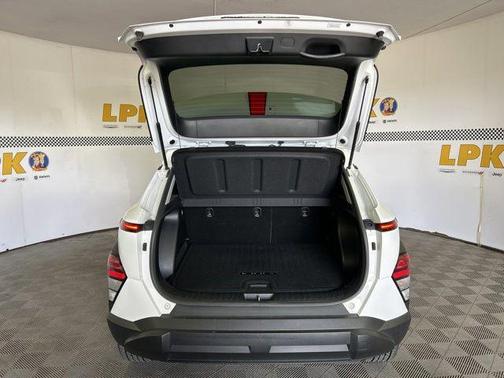 White 2024 Hyundai KONA SEL