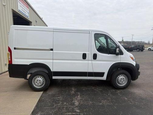 2026 RAM ProMaster 1500 Low Roof